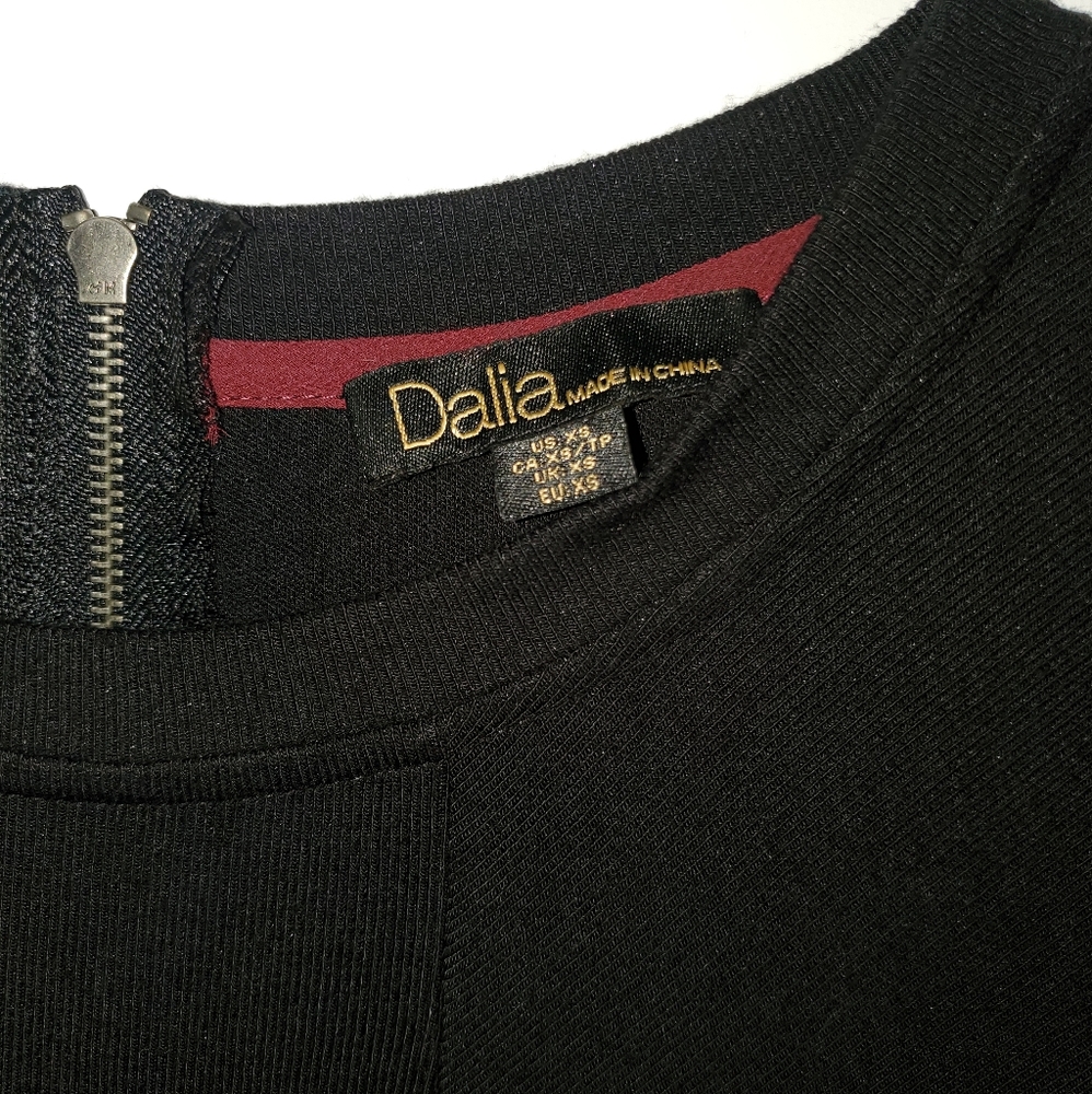 DALIA DRESS - Picture 5 of 8